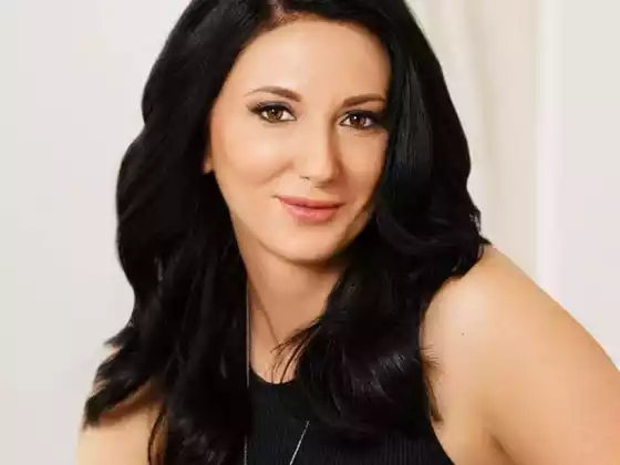 Anika Ray,
                            Spirituality
                            Expert at ندوة الانقلاب الصيفي
